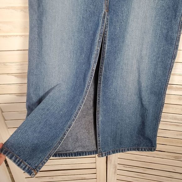 Vintage denim maxi skirt - Picture 3 of 8